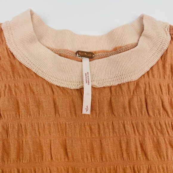Free people | Peach Textured Women's ringer Top | size small - Picture 3 of 7